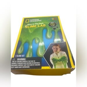 National Geographic Glow-In-The-Dark Slime Lab Kit‎ STEM Box As Is